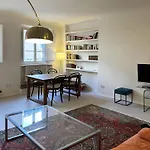 Apartment Uffizi Charming Florence