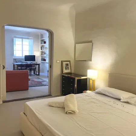 Apartment Uffizi Charming